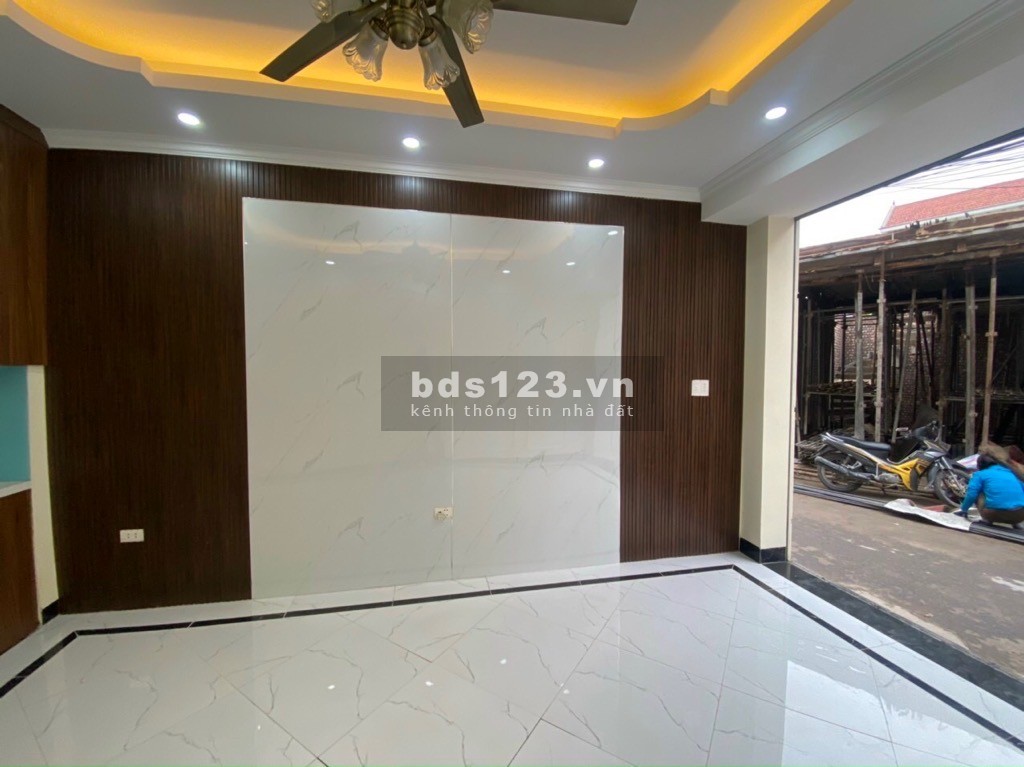 Bán gấp nhà đại cát ô tô đỗ cửa, mới nguyên 30m2, mặt tiền 3.6m, 4 tầng giá 3,9 tỷ có tl