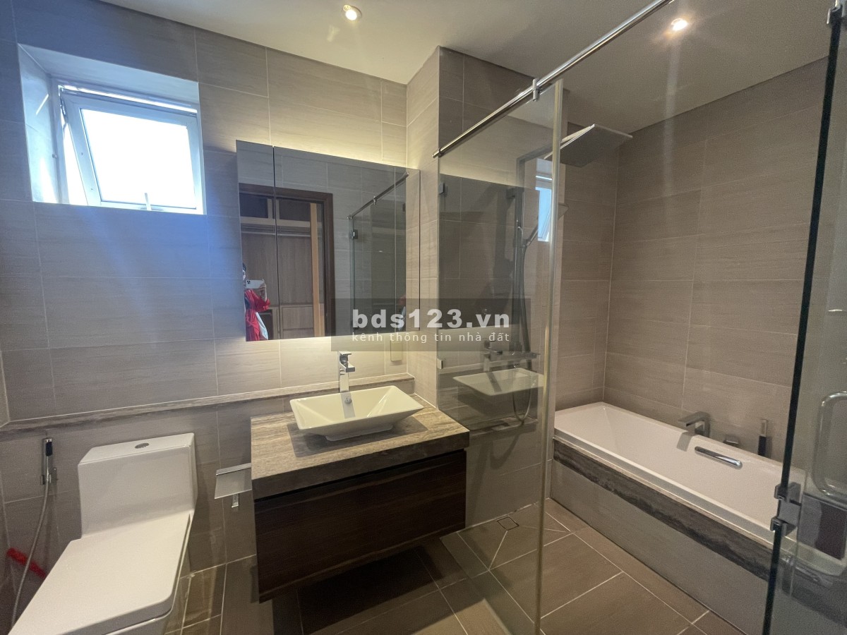 Bán gấp căn Sarica 2PN giá 13 tỷ rẻ hơn thị trường sala 2 tỷ, View thành phố - Diện tích 100m2