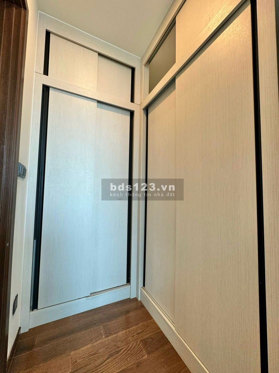 Trống sẵn dọn vào ngay căn 3PN, NTCB chỉ 70 triệu view sông, thang riêng, D'Edge Thảo Điền