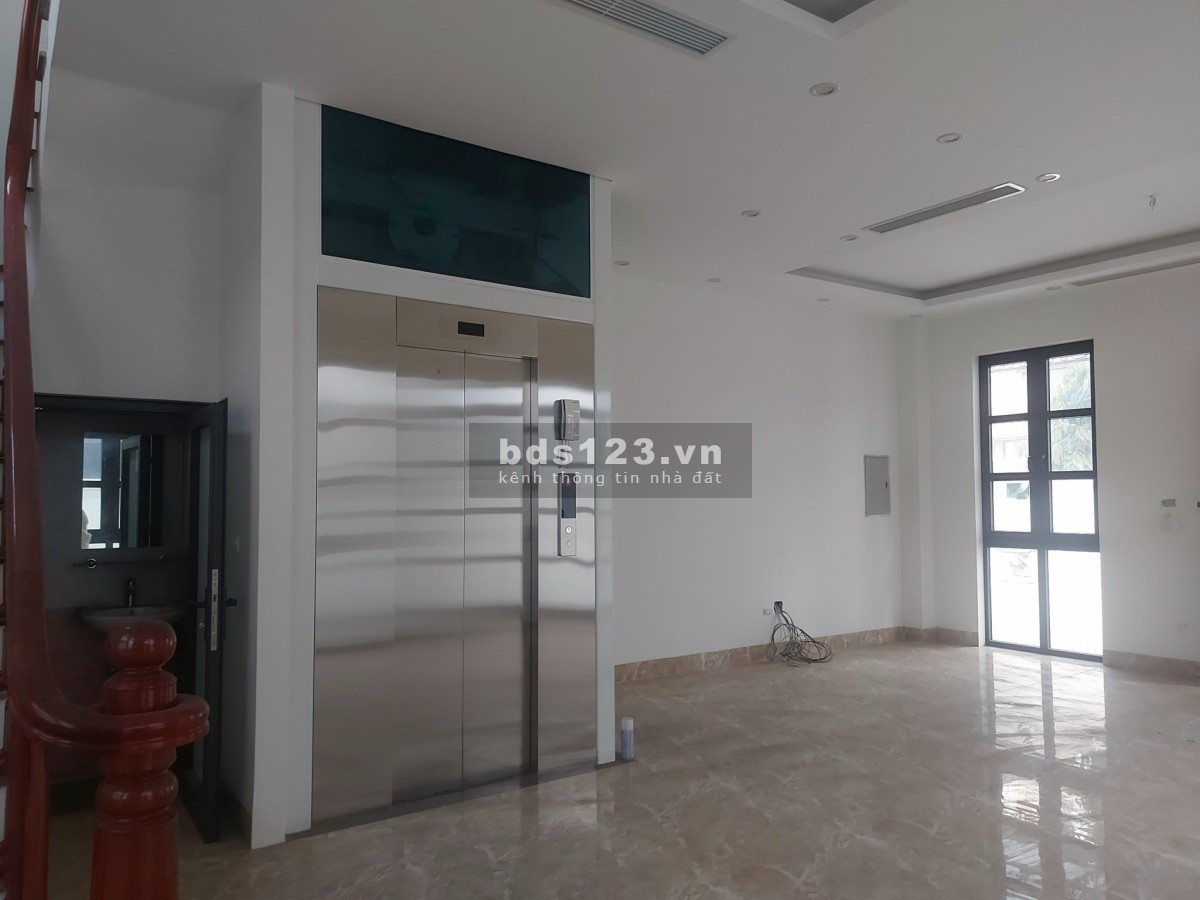 Biệt Thự Song Lập 150m2 hoàn thiện có thang máy giá 23.8 tỷ Vin Gia Lâm (0985941715)