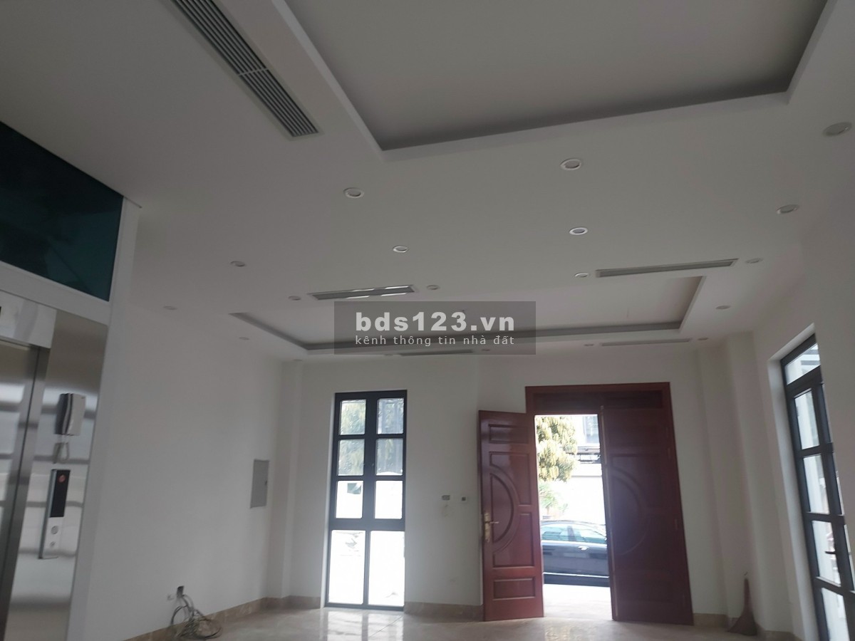 Biệt Thự Song Lập 150m2 hoàn thiện có thang máy giá 23.8 tỷ Vin Gia Lâm (0985941715)