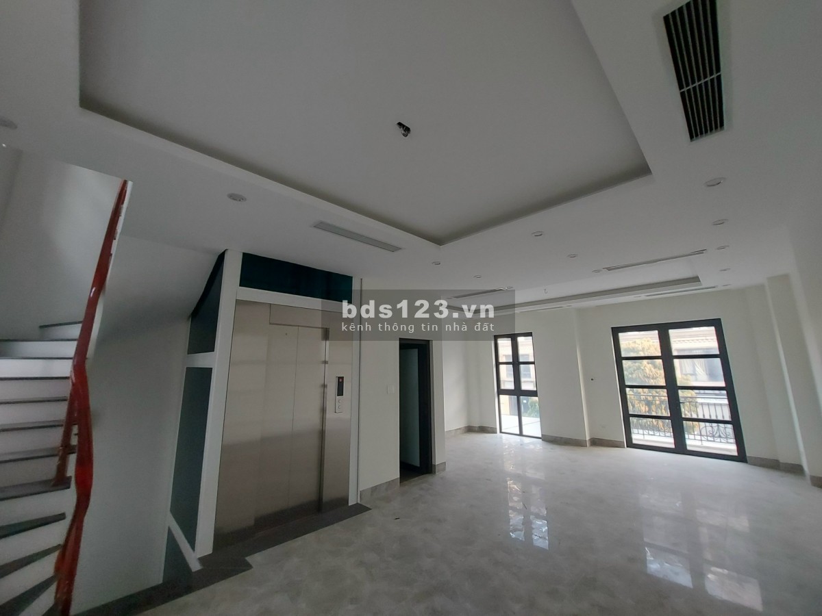 Biệt Thự Song Lập 150m2 hoàn thiện có thang máy giá 23.8 tỷ Vin Gia Lâm (0985941715)