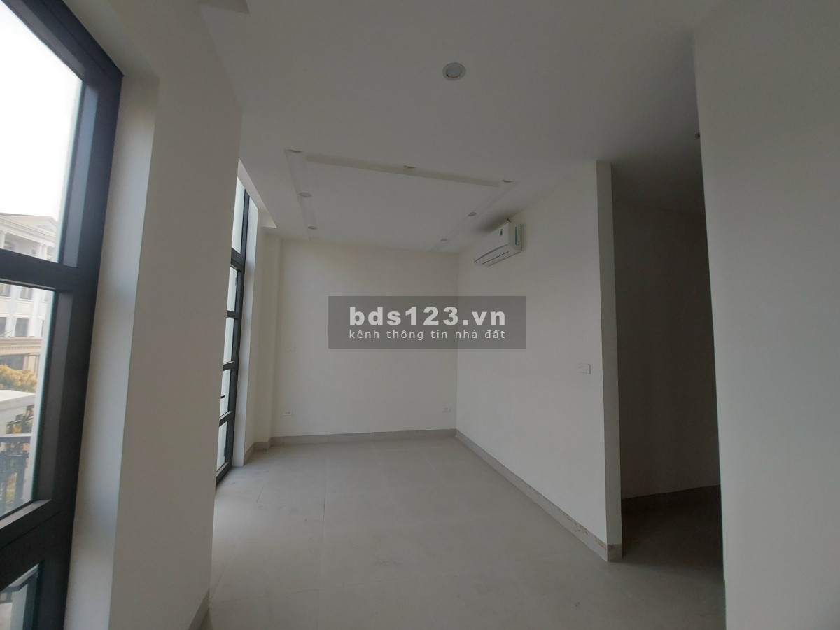 Biệt Thự Song Lập 150m2 hoàn thiện có thang máy giá 23.8 tỷ Vin Gia Lâm (0985941715)