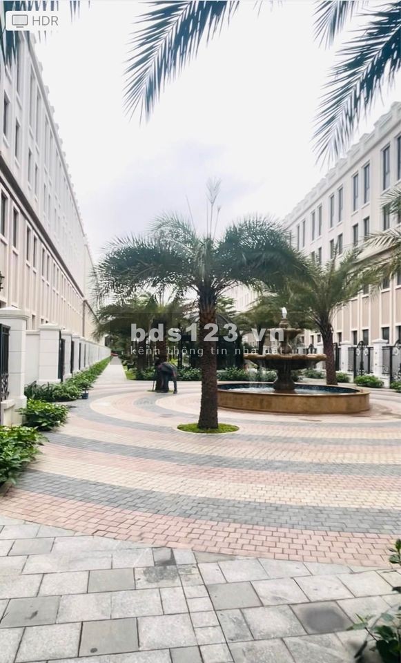Thời Đại 18 với 2 mặt tiền view công viên 68m mà giá chỉ nhỉnh 8 tỷ. cạnh chung cư