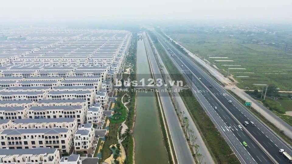 62,5m mặt tiền 5m Cọ Xanh 10-113 VHOCP2 quá rẻ và đẹp. hơn 7 tỷ