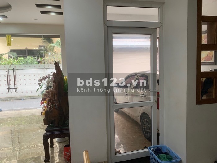 Bán nhà hiếm ngõ 98 Đàm Quang Trung, chân cầu Vĩnh Tuy mặt tiền 9m2 diện tích 72m2