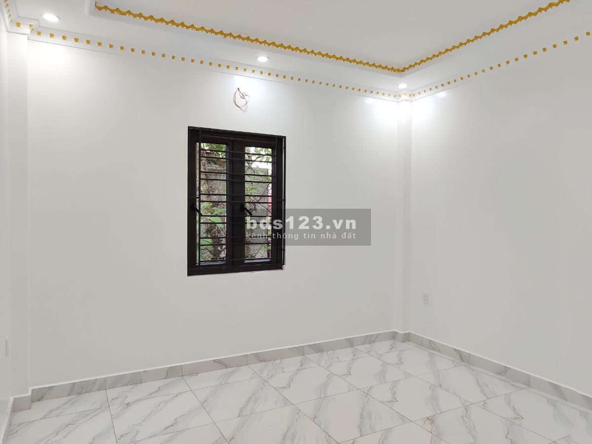 Bán nahf 3 tầng mới xây, vị trí đẹp, mặt đường kinh doanh, buôn bán, Kiến An, Hải Phòng