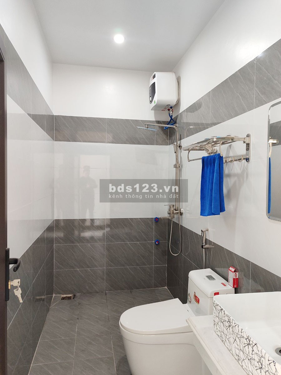 Cần bán nhà 4 tầng, đường rộng ô tô vào tận nơi, Quán Trữ, Kiến An, Hải Phòng