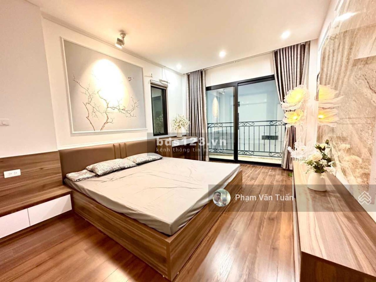 Bán nhà mới đẹp, Cầu Giấy, ngõ rộng, 5 tầng, Mt 4m, Dt 35m, giá 6.43 tỷ