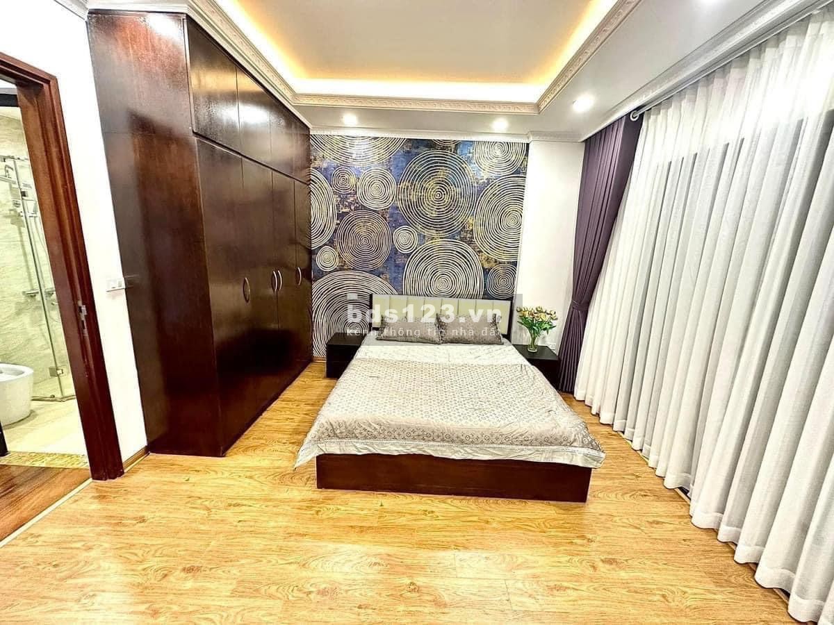 Hơn 5 tỷ, ngõ thông kinh doanh, 30M ra oto tránh