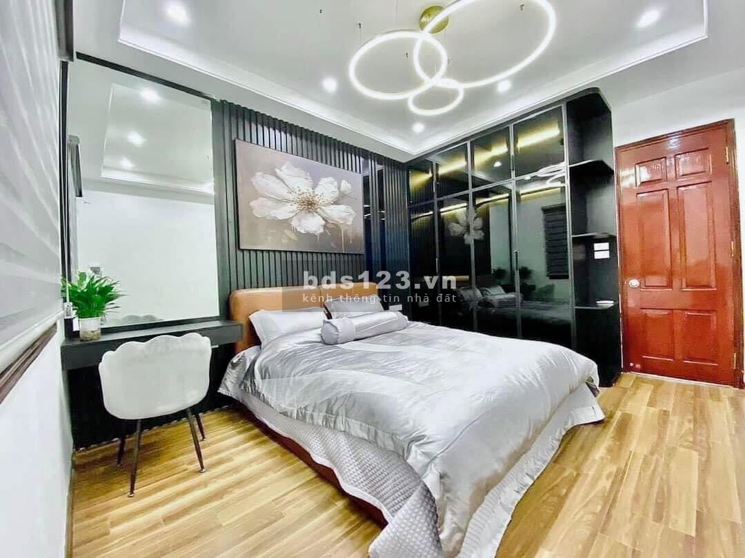 Bán nhà Bạch Mai, Tiện ích bạt ngàn, khu phố văn minh, 4,35 tỷ