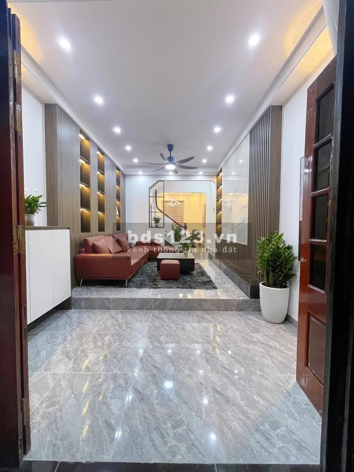 Minh Khai, oto đỗ cửa, gần mặt phố, trước ể tin được nhà ngõ rộng thêm 3M, ngõ thông thiên