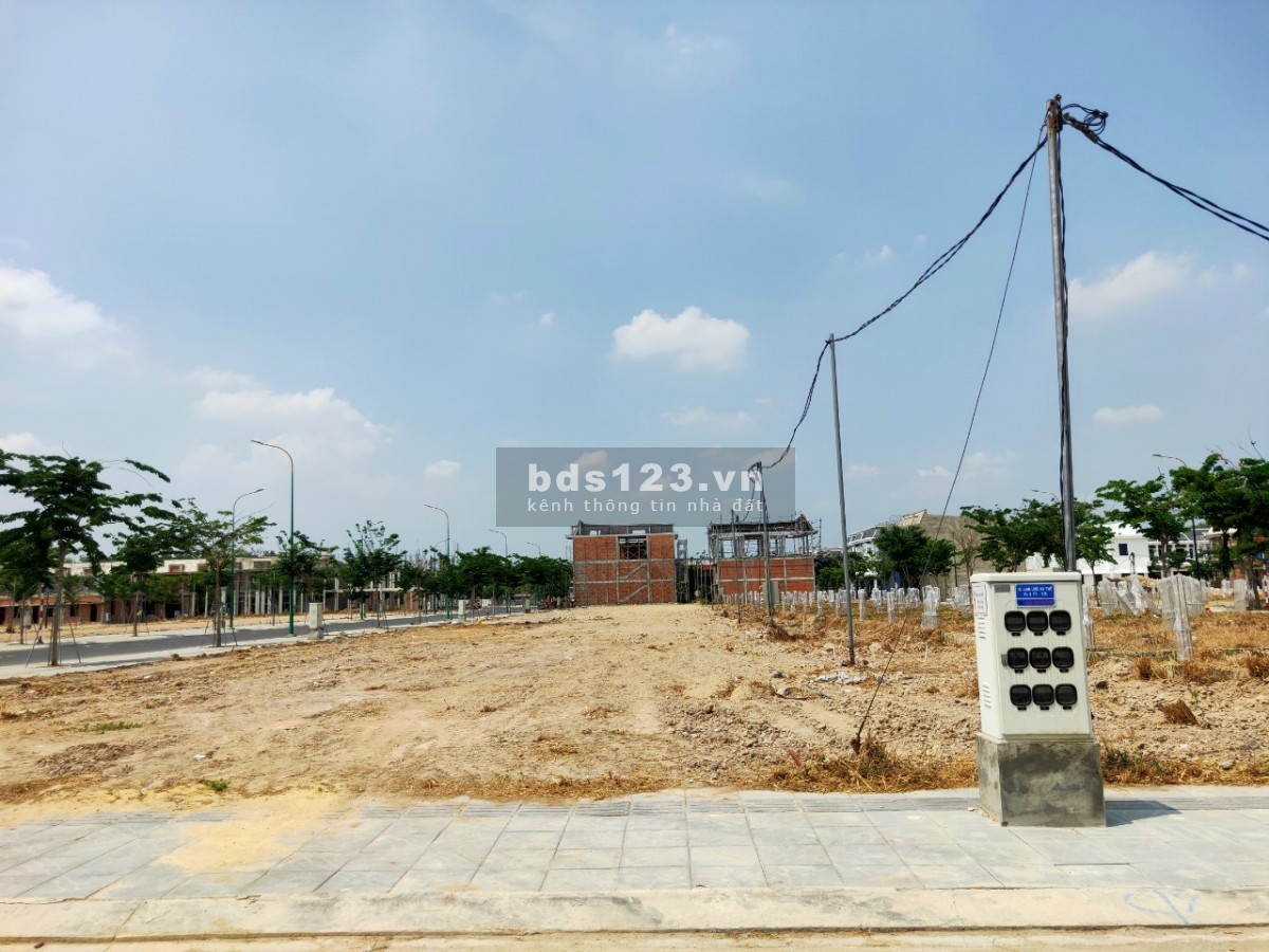 Đất thành phố mới giá tốt ,tăng trưởng cao đường đang mở rộng và ngày 10/7 sẽ khởi công vành đai 4