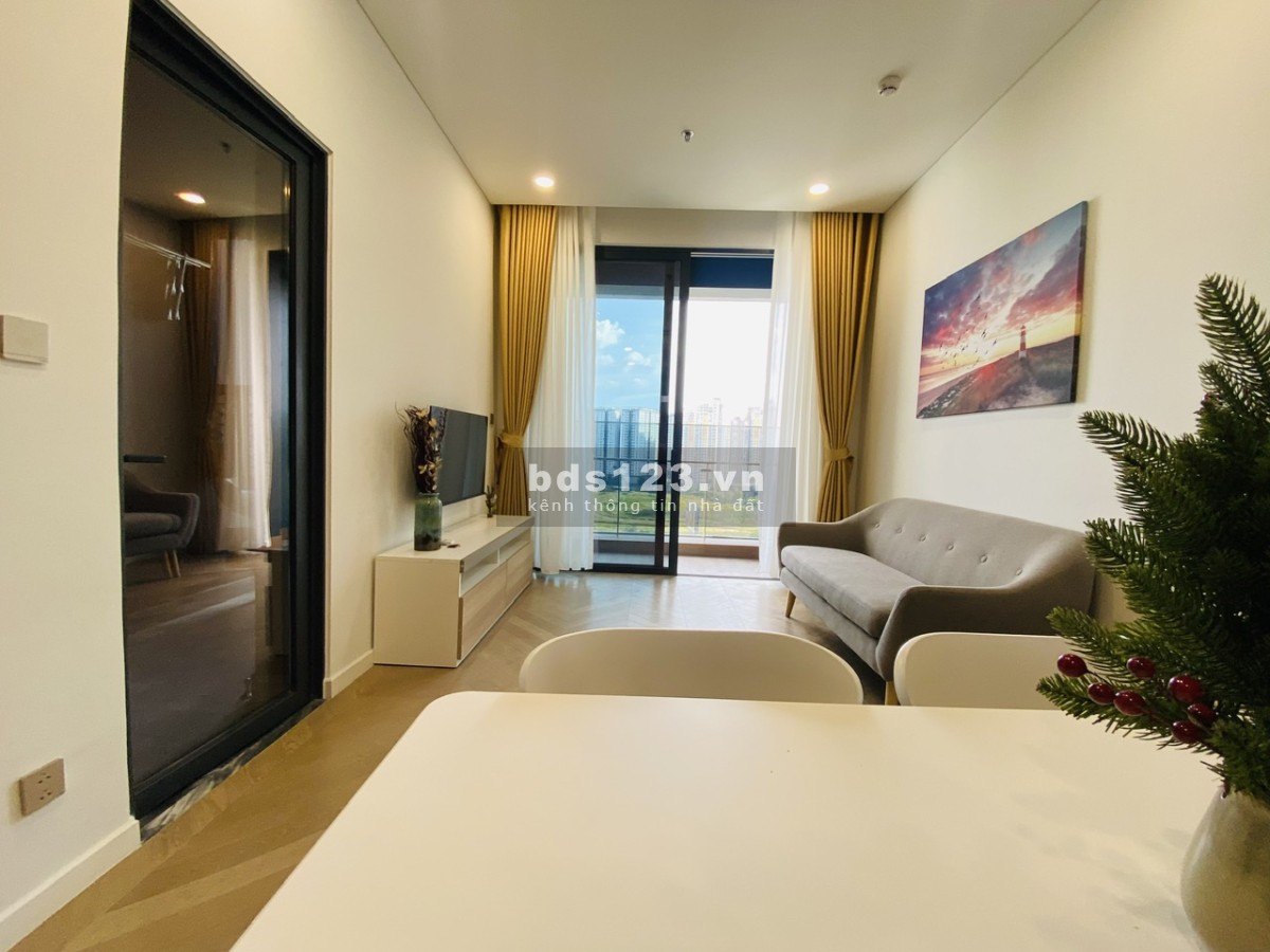 Giá quá tốt để ở trong một khu chung cư đẳng cấp như vậy – Lumiere 2PN