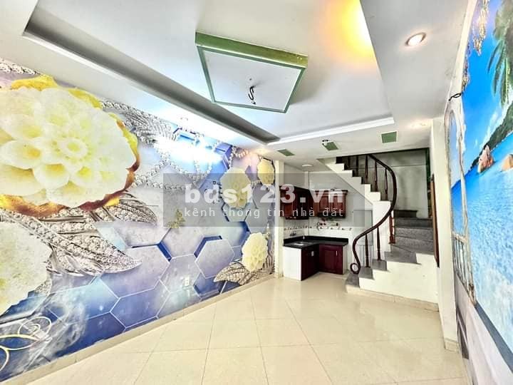 Nhà đẹp rất nhiều tiện ích, Đủ công năng, Gần phố, Cách Oto 15M 