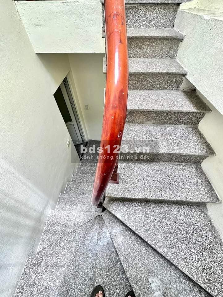 Nhà đẹp rất nhiều tiện ích, Đủ công năng, Gần phố, Cách Oto 15M 