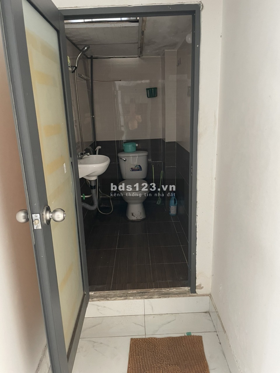 Cho thuê Phòng CHDV 30m2, full nội thất, Ban công, có PN riêng - Tân Bình