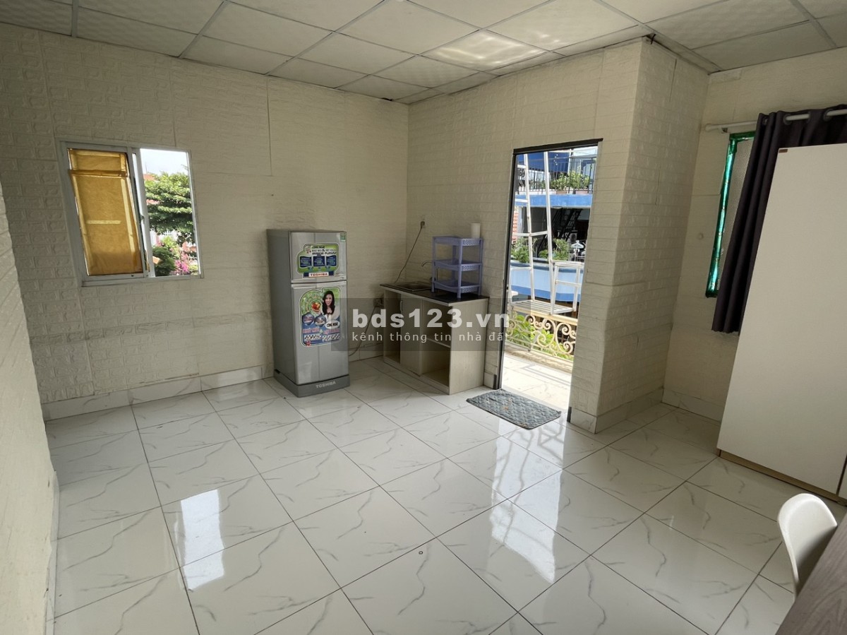 Cho thuê Phòng CHDV 30m2, full nội thất, Ban công, có PN riêng - Tân Bình