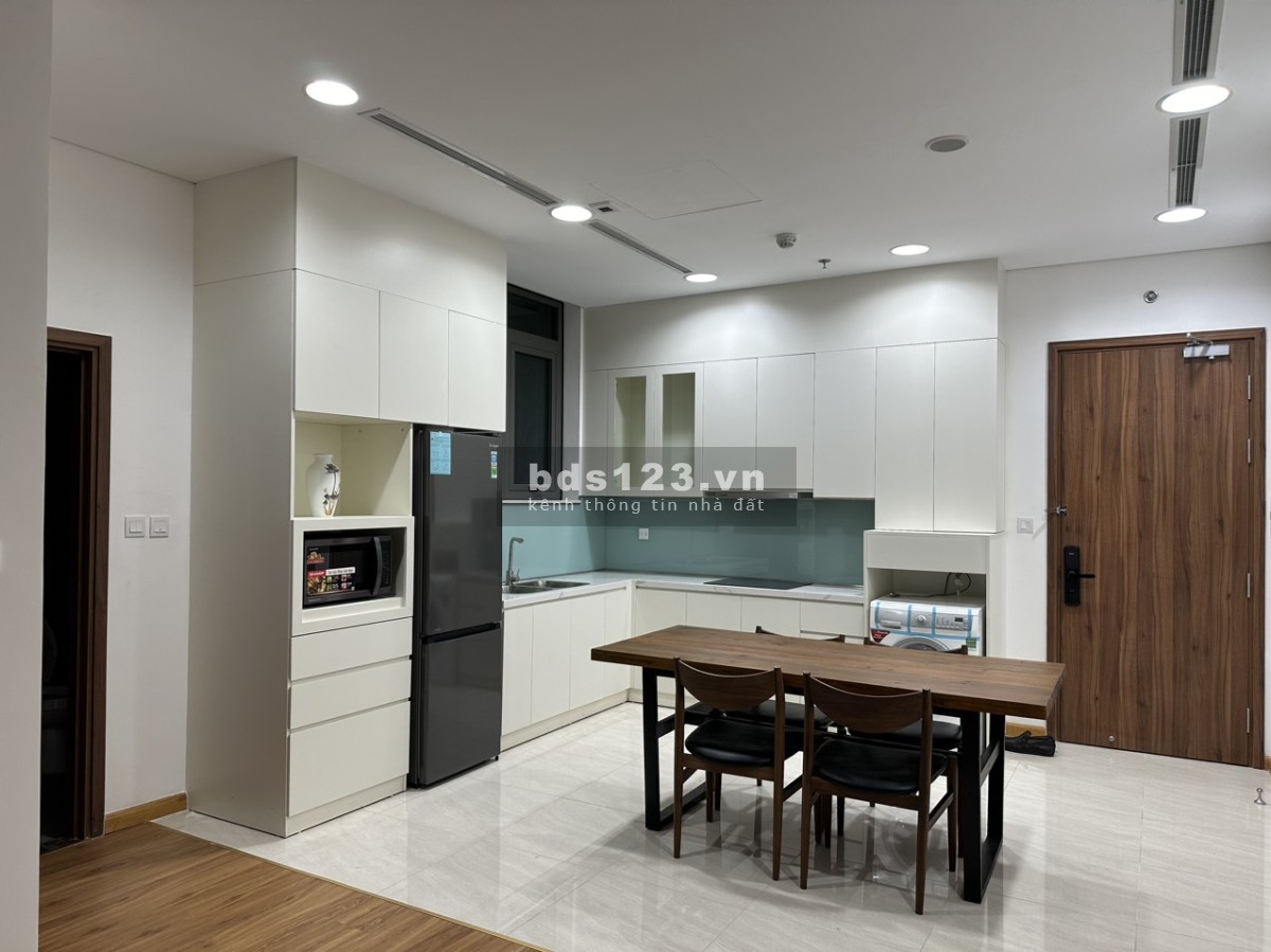 Cho thuê căn hộ studio Diamond Park Plaza 16 Láng Hạ, căn góc, 1PN+1PK+1WC, full nội thất, mới 100%