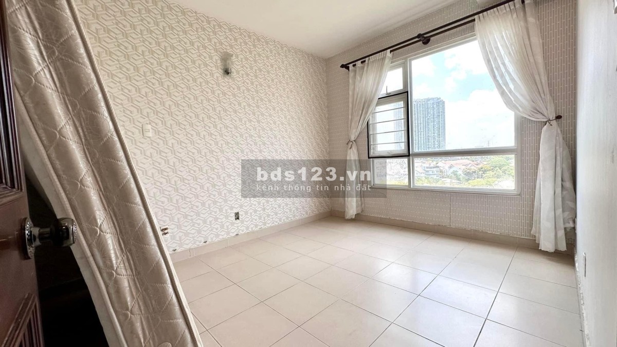 Cho thuê chung cư Screc Tower, Trường Sa, Quận 3: 82m2, 2PN giá 12tr/tháng