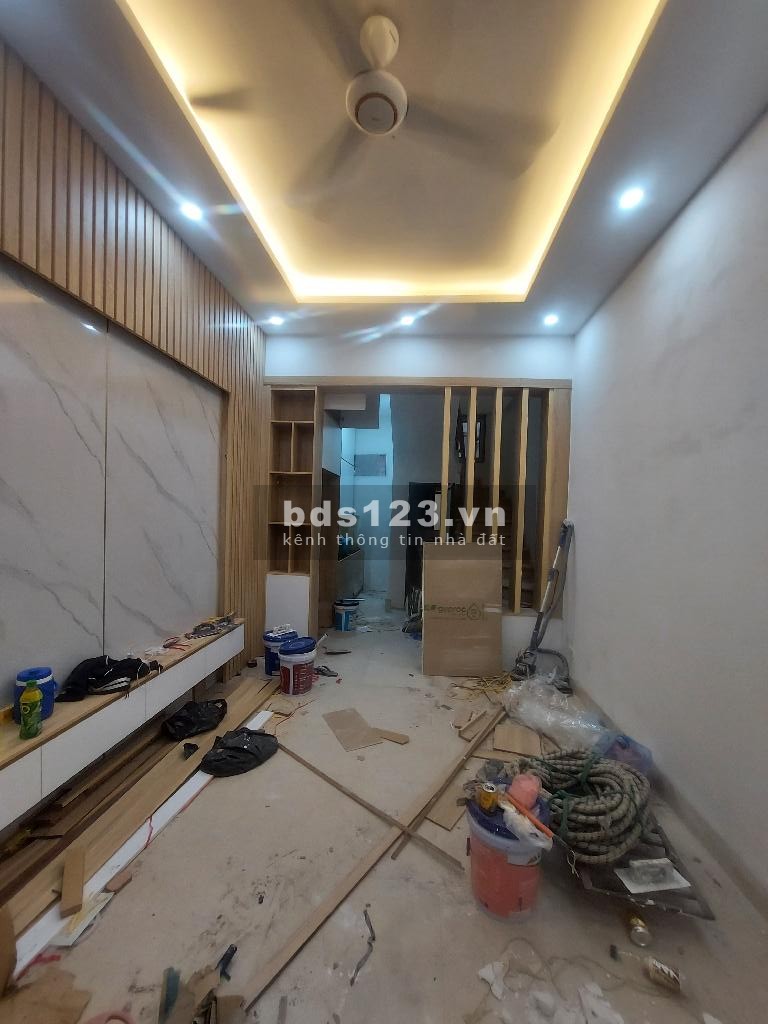 Bán nhà Vĩnh Phúc - Ba Đình: 29m x 5T x 3,3 mt giá 5.85 tỷ