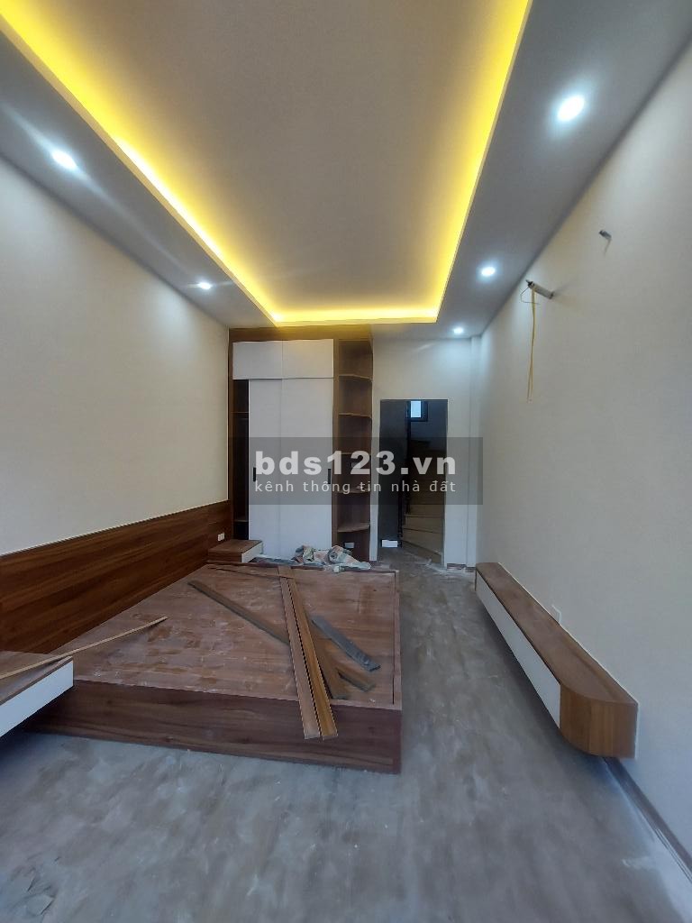 Bán nhà Vĩnh Phúc - Ba Đình: 29m x 5T x 3,3 mt giá 5.85 tỷ
