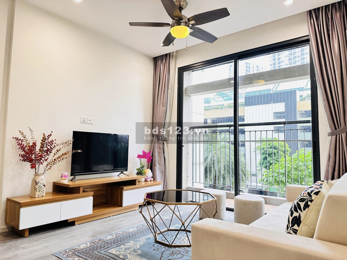 CHÍNH CHỦ cần bán căn 1N+1 tầng trung, view thoáng giá 1.72 tỷ bao thuế phí tại OCP 0965 479 380
