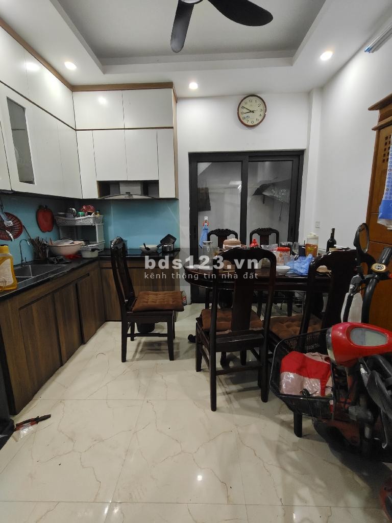 Nhà dân xây, khu tam giác vàng, Trịnh Văn Bô, Xuân Phương, Hòe Thị, 50m, 5 tầng, giá 3,89 tỷ