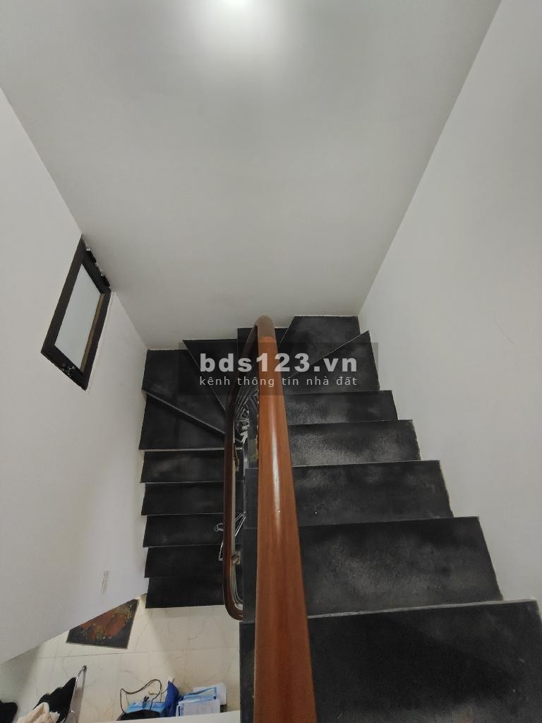 Nhà dân xây, khu tam giác vàng, Trịnh Văn Bô, Xuân Phương, Hòe Thị, 50m, 5 tầng, giá 3,89 tỷ