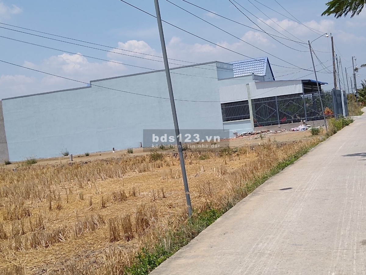 Bán đất thổ cư 510, đường thông 2 chiều, betong 4m, kdc mới