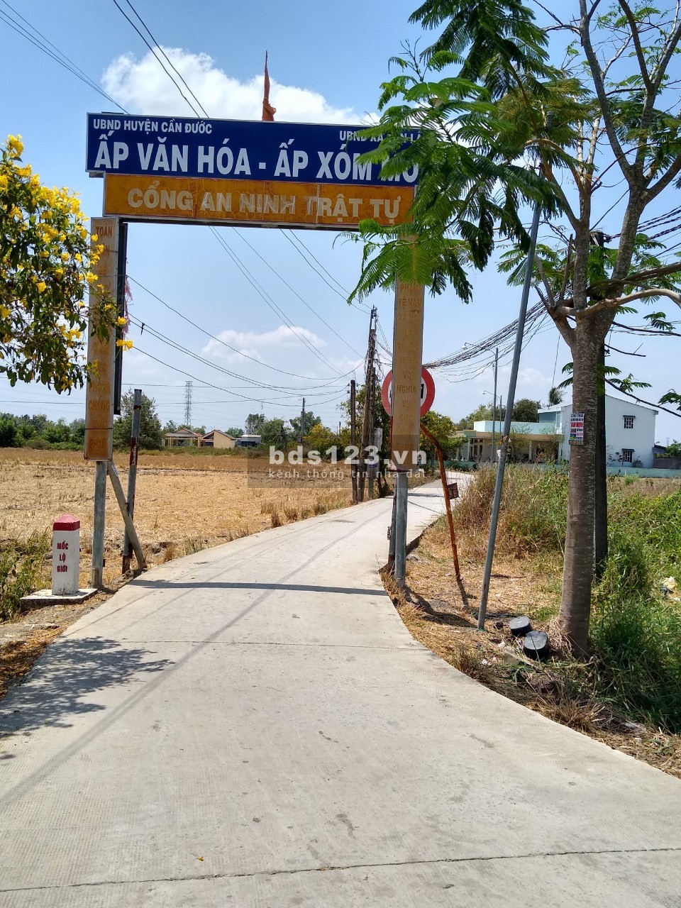 Bán đất thổ cư 510, đường thông 2 chiều, betong 4m, kdc mới