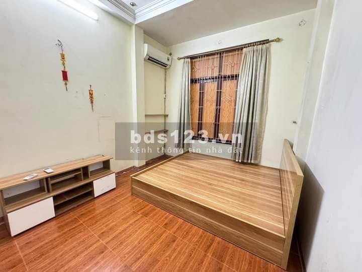 Bán nhà dòng tiền, ngõ ô tô đường Hoàng Mai 34m, 5 tầng, mt 3.4m, giá 6.7 tỷ.