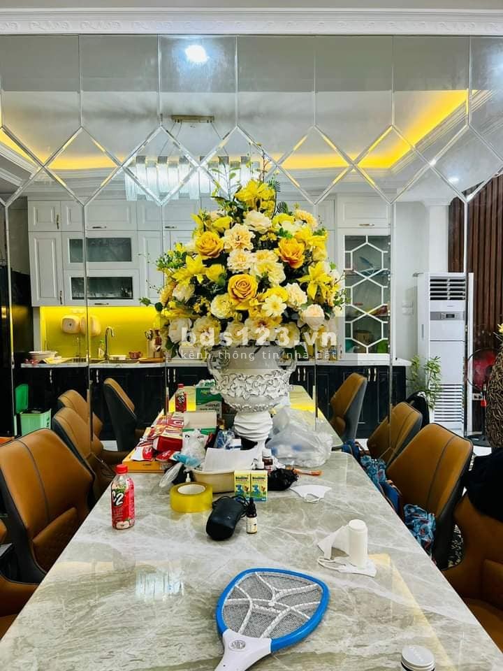 Bán Nhà Ô TÔ Trong Nhà Định Công Thượng, Hoàng Mai 70m, 7 tầng, mt 3.6m, giá 11.8 tỷ.
