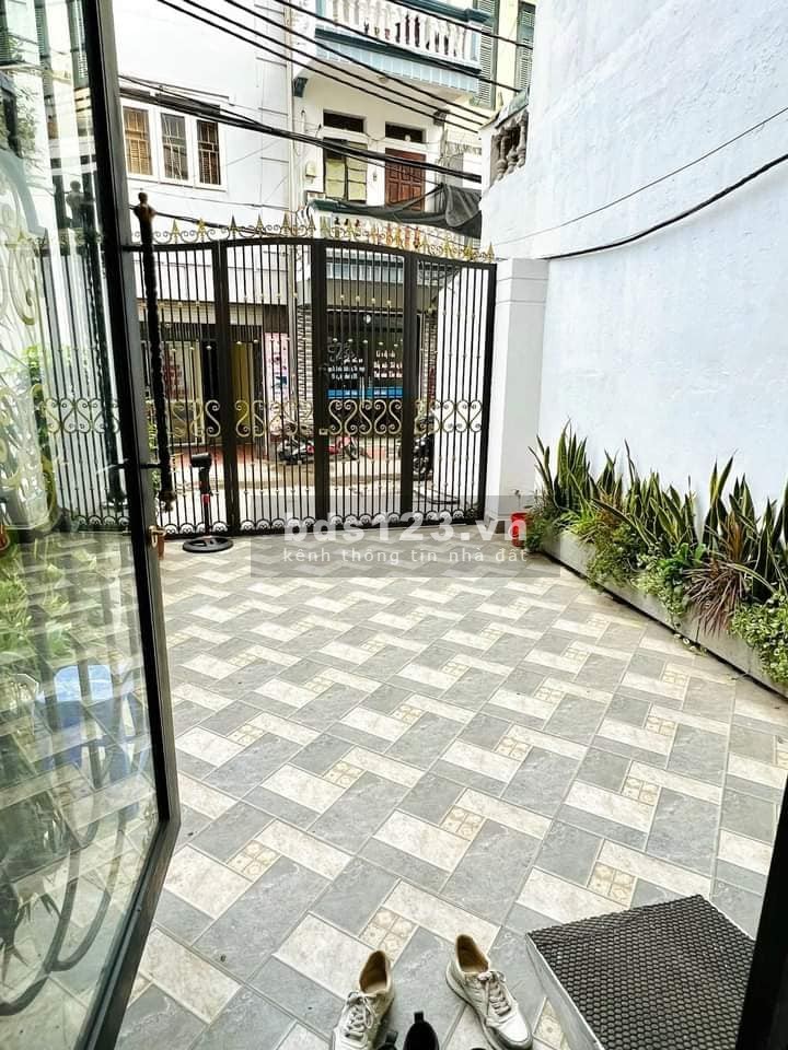 Bán Nhà Ô TÔ Trong Nhà Định Công Thượng, Hoàng Mai 70m, 7 tầng, mt 3.6m, giá 11.8 tỷ.