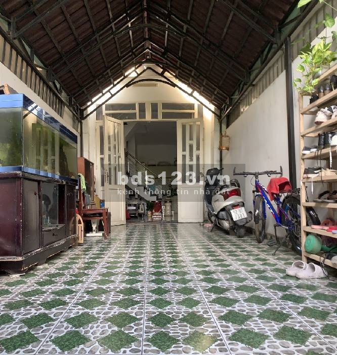 Nhà diện tích lớn cực xinh Lê Thị Riêng, tương lại gần ga tàu điện ngầm TP 71.4 m2, chỉ 3.2 tỷ TL .