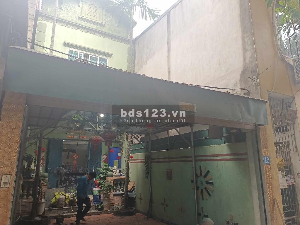 Bán nhà Ngô Xuân Quảng, ngõ nông, thông, ô tô vào nhà 76m - Giá nhỉnh 6 tỷ