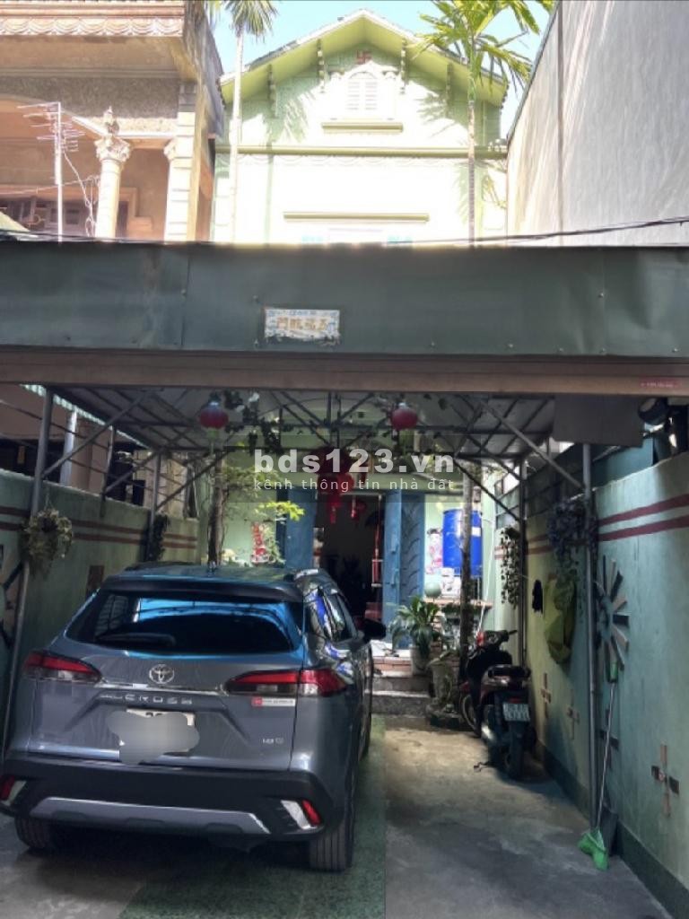 Bán nhà Ngô Xuân Quảng, ngõ nông, thông, ô tô vào nhà 76m - Giá nhỉnh 6 tỷ