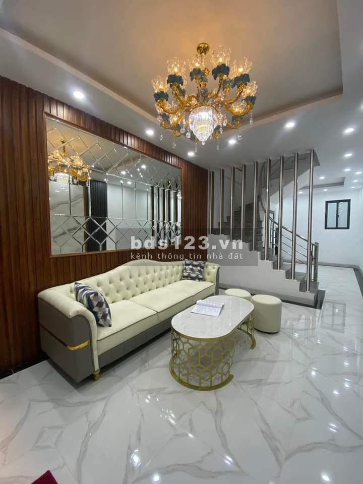 Bán nhà gần đường ô tô Định Công Thượng, Hoàng Mai 32m, 4 tầng, mt 3.2m, giá 5.4 tỷ