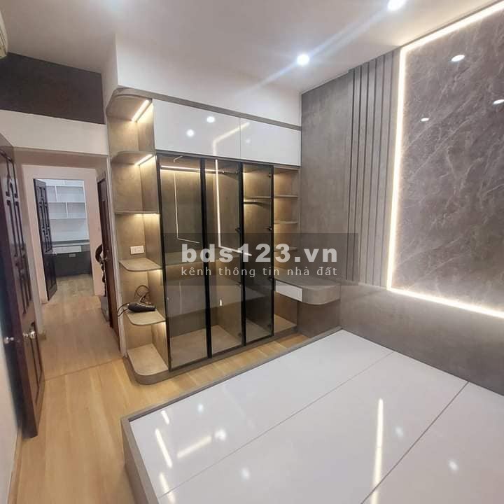 Bán nhà gần đường ô tô Hạ Đình, Thanh Xuân 23m, 4 tầng, mt 3.2m, giá 3.95 tỷ.