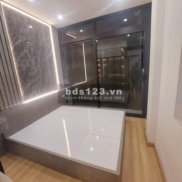 Bán nhà gần đường ô tô Hạ Đình, Thanh Xuân 23m, 4 tầng, mt 3.2m, giá 3.95 tỷ.