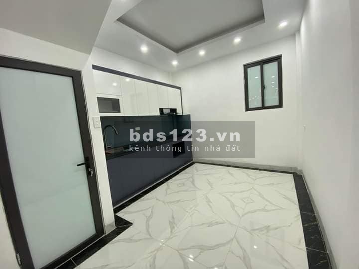 Bán nhà gần đường ô tô Định Công Thượng, Hoàng Mai 32m, 4 tầng, mt 3.2m, giá 5.4 tỷ