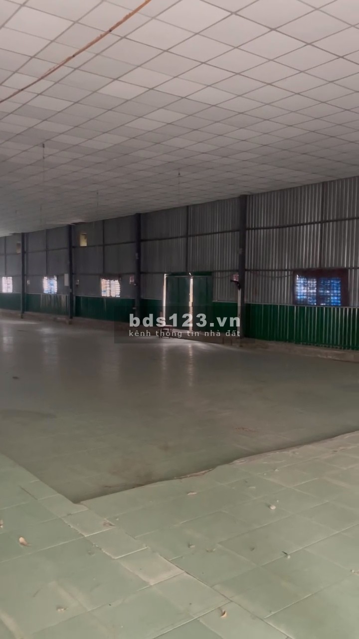Cho thuê kho xưởng 2000m2 Lê Văn Việt, phường Long Thạnh Mỹ, Quận 9