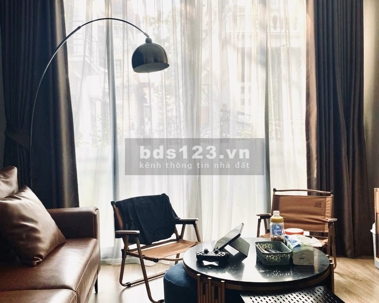 Kim Mã mặt ngõ văn minh thông, kinh doanh full nội thất, oto DT40m2 4 tầng, mặt tiền thoáng sáng