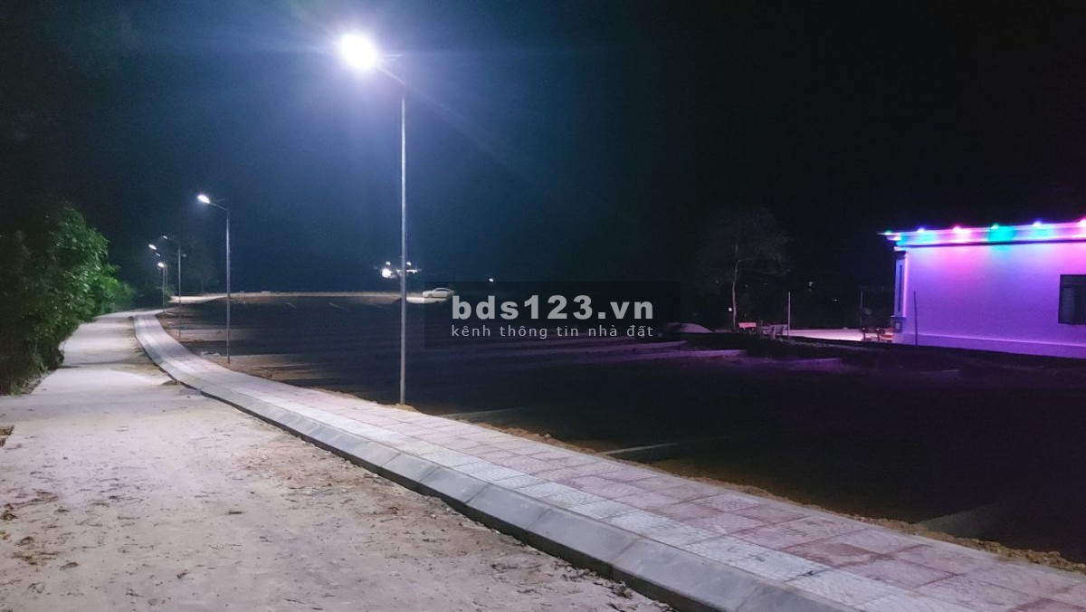 Sở hữu sổ đỏ lâu dài ven khu công nghiệp với giá từ 300 triệu/lô