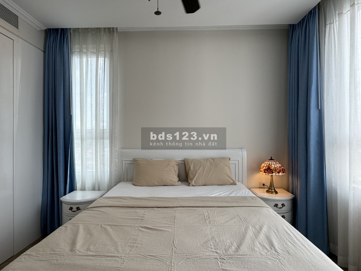 Sarimi Sala, căn góc 3PN, full nội thất, view Q1, giá 35 triệu/tháng