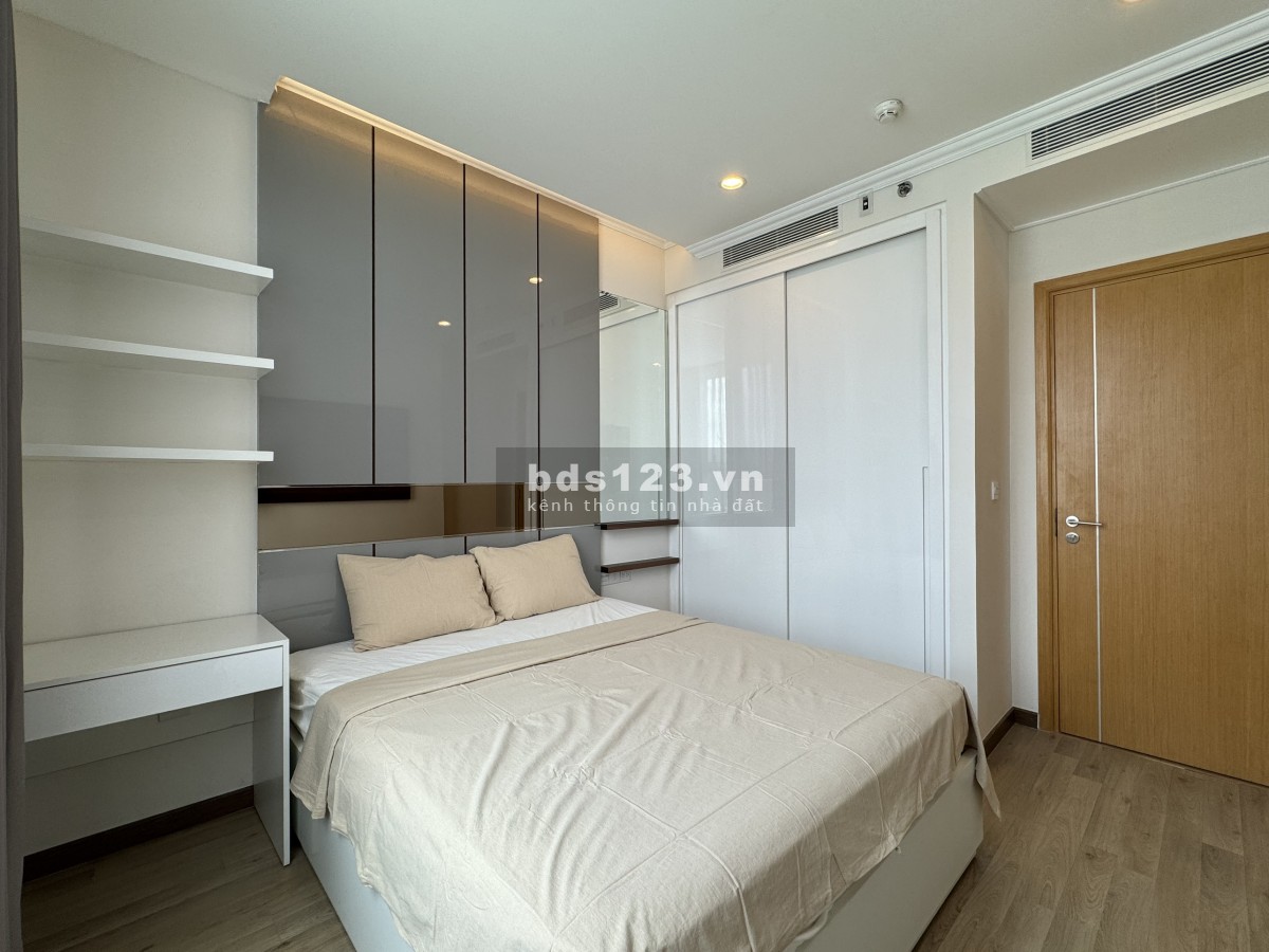 Sarimi Sala, căn góc 3PN, full nội thất, view Q1, giá 35 triệu/tháng
