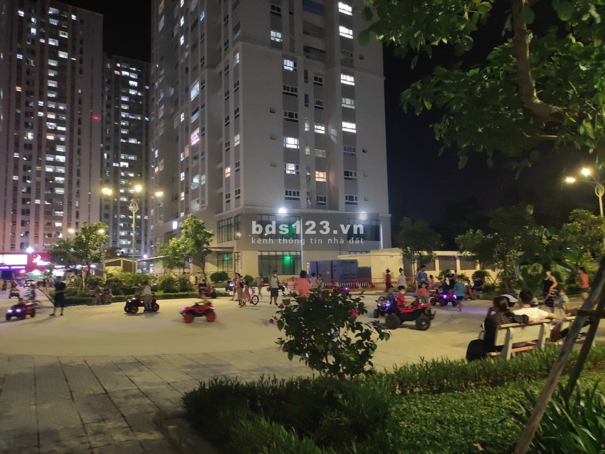 BÁN GẤP căn góc Shophouse chính chủ 80m2 khối đế tòa M3 Mipec City View Kiến Hưng - Hà Đông