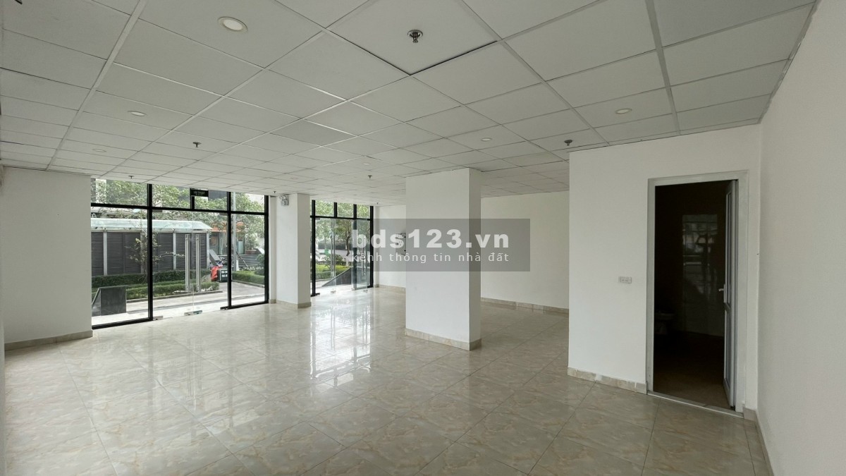BÁN GẤP căn góc Shophouse chính chủ 80m2 khối đế tòa M3 Mipec City View Kiến Hưng - Hà Đông