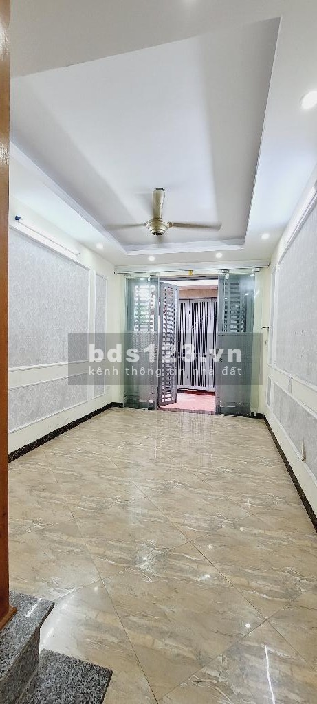 Bán nhà hoa hậu 4 tầng Chiến Thắng La Khê, giá chỉ 4.45 tỷ