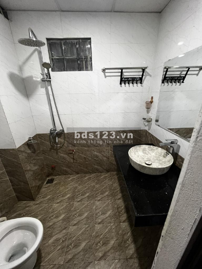 Bán nhà Phú Mỹ, Mỹ Đình Full nội thất. Dt 32m2 5T, 4pn, 4wc,10m ra oto. Giá 5,2 tỷ